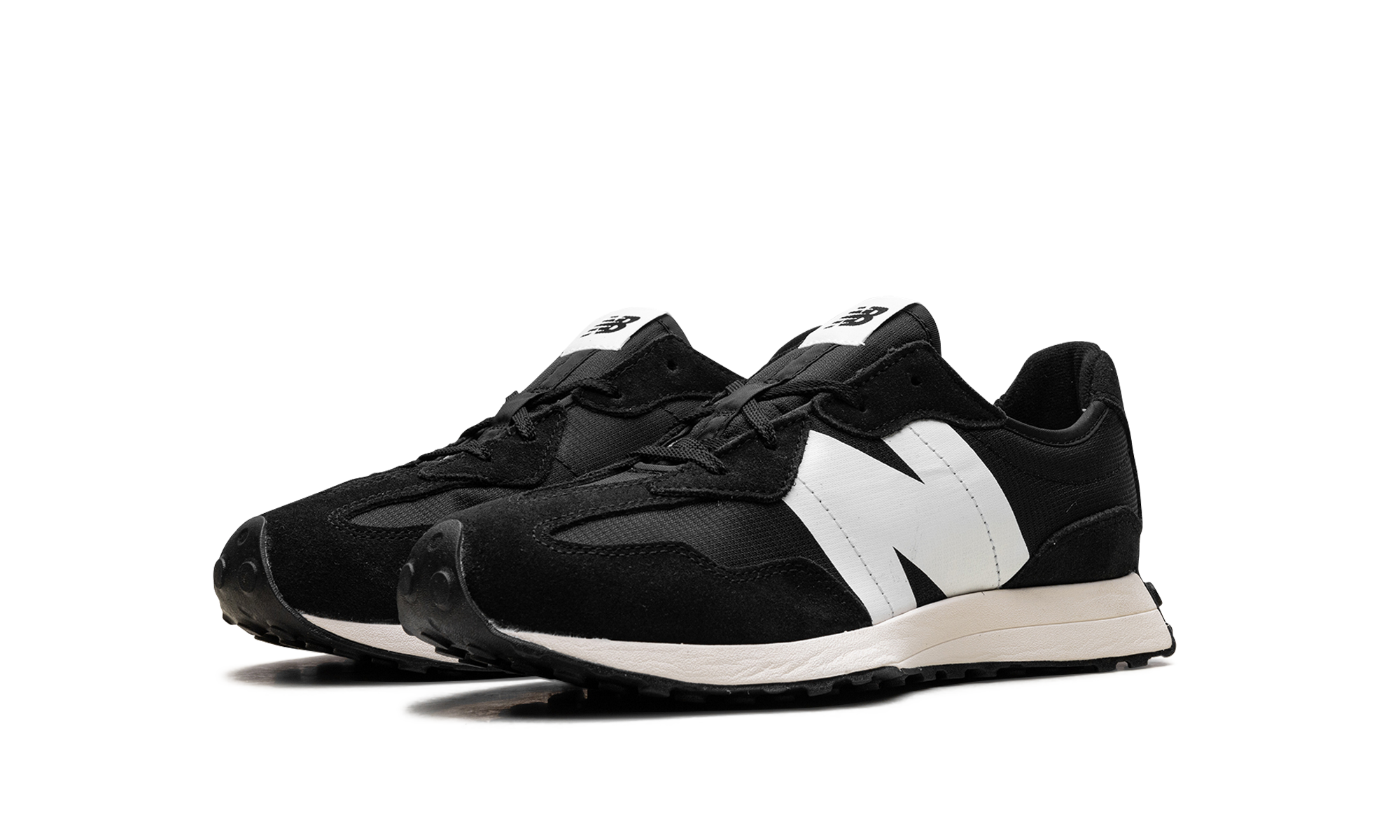327 GS "Black White" GS327GS