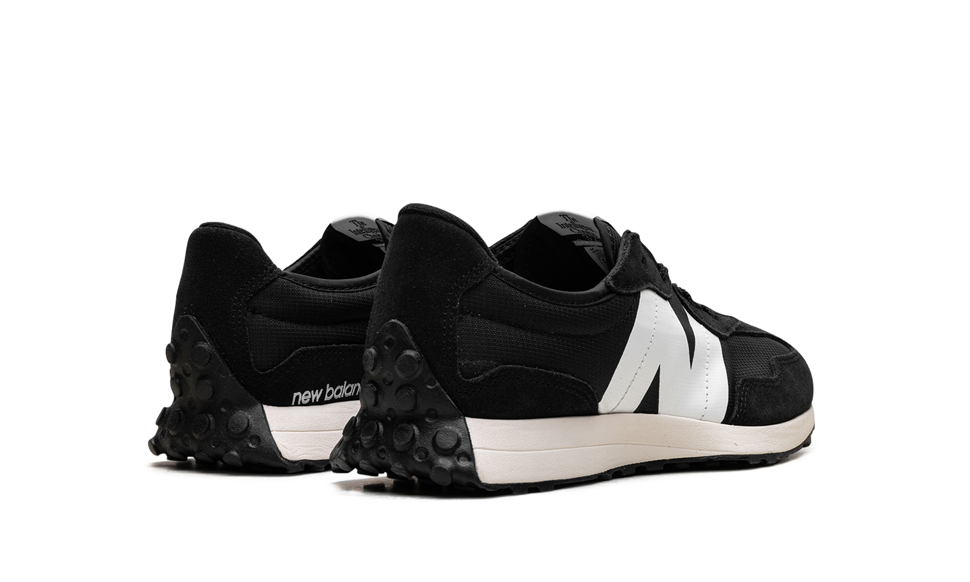 327 GS "Black White" GS327GS