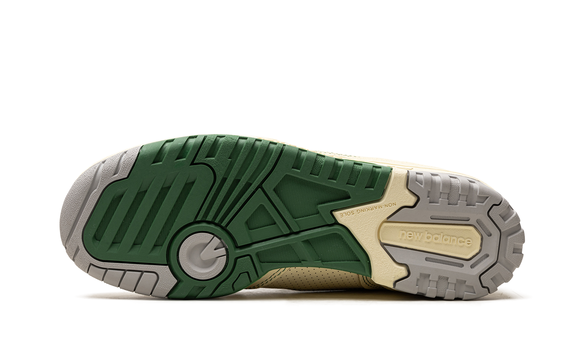 550 "Aimé Leon Dore - Masaryk Community Gym - Green" BB550AY1