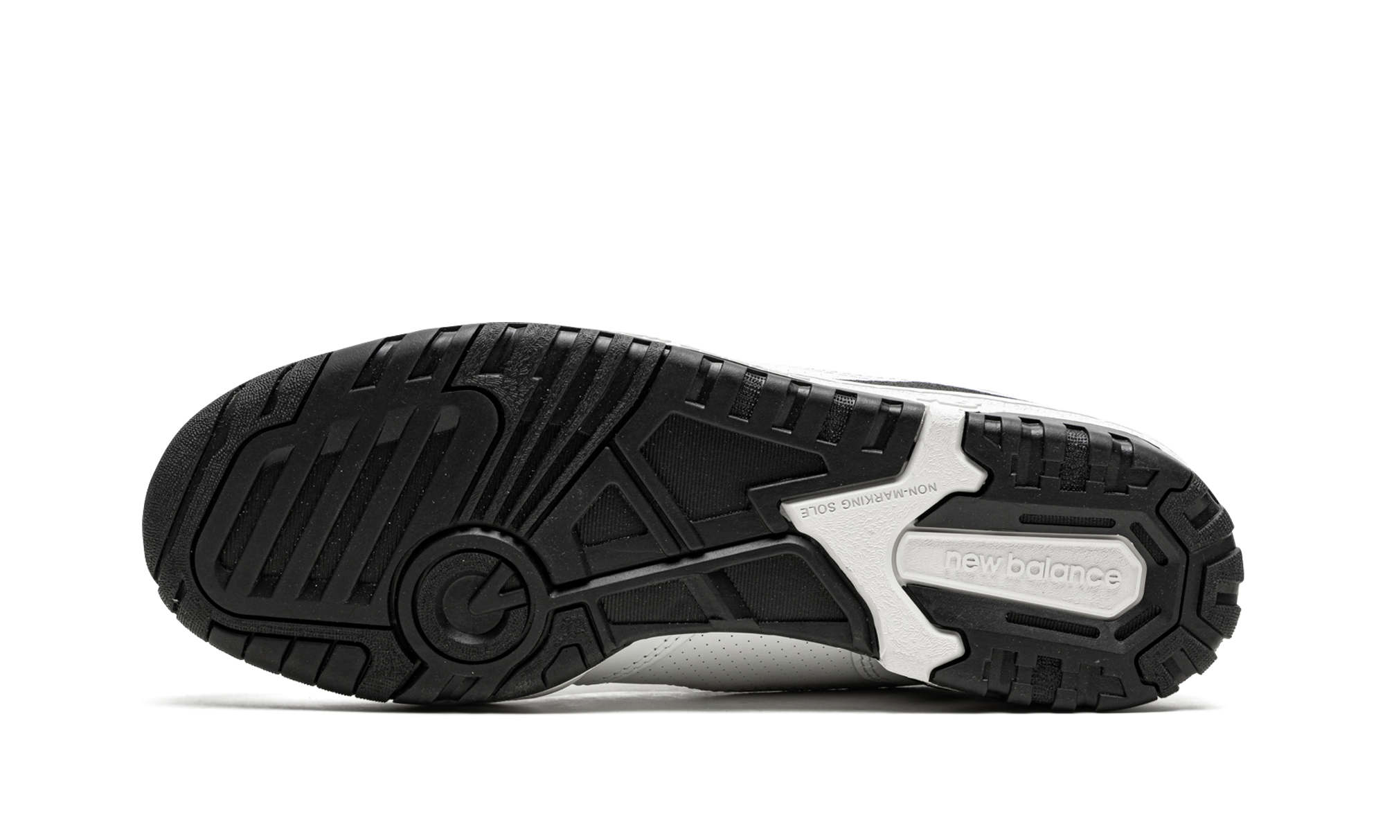 550 "White / Black" BB550HA1
