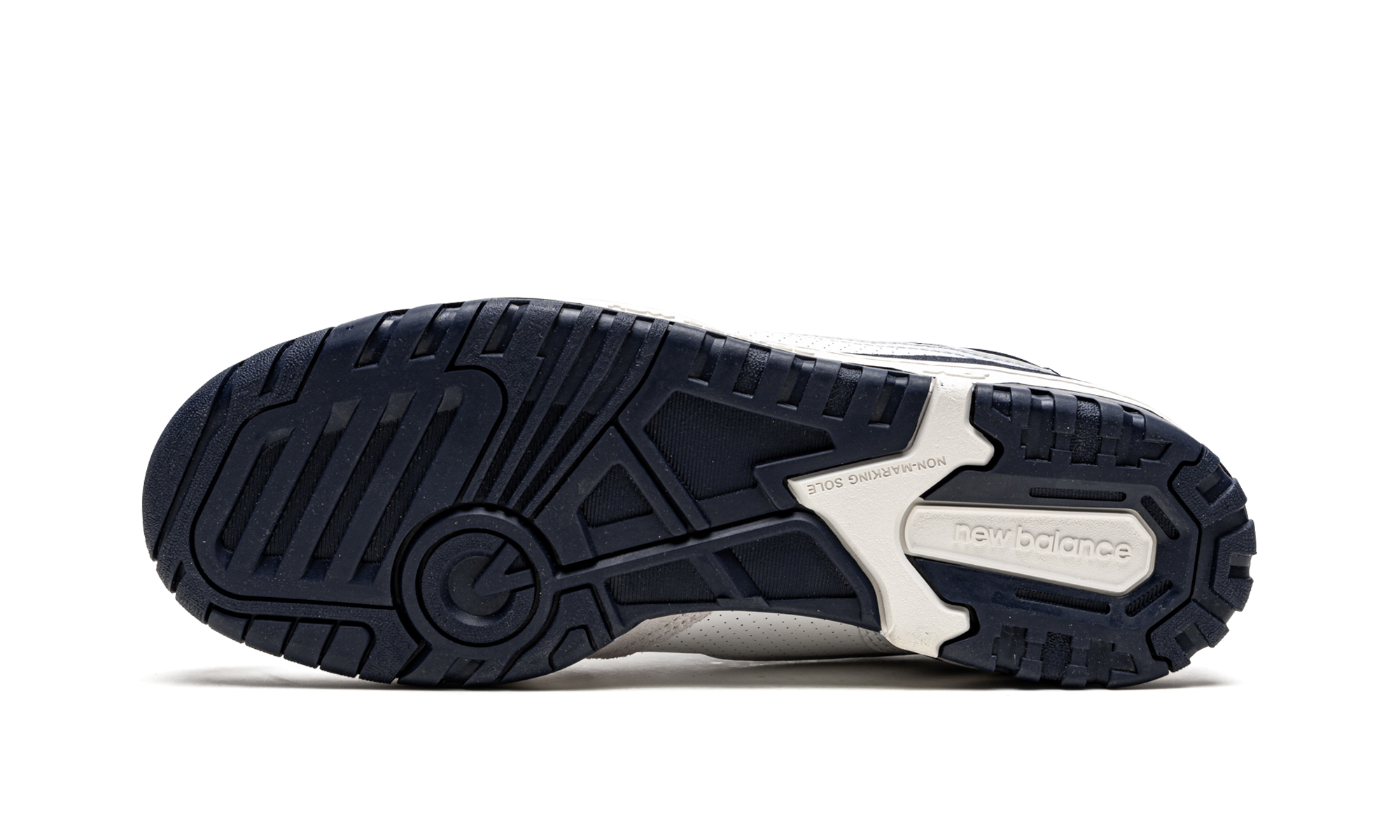550 "White / Navy Blue" BB550WA1