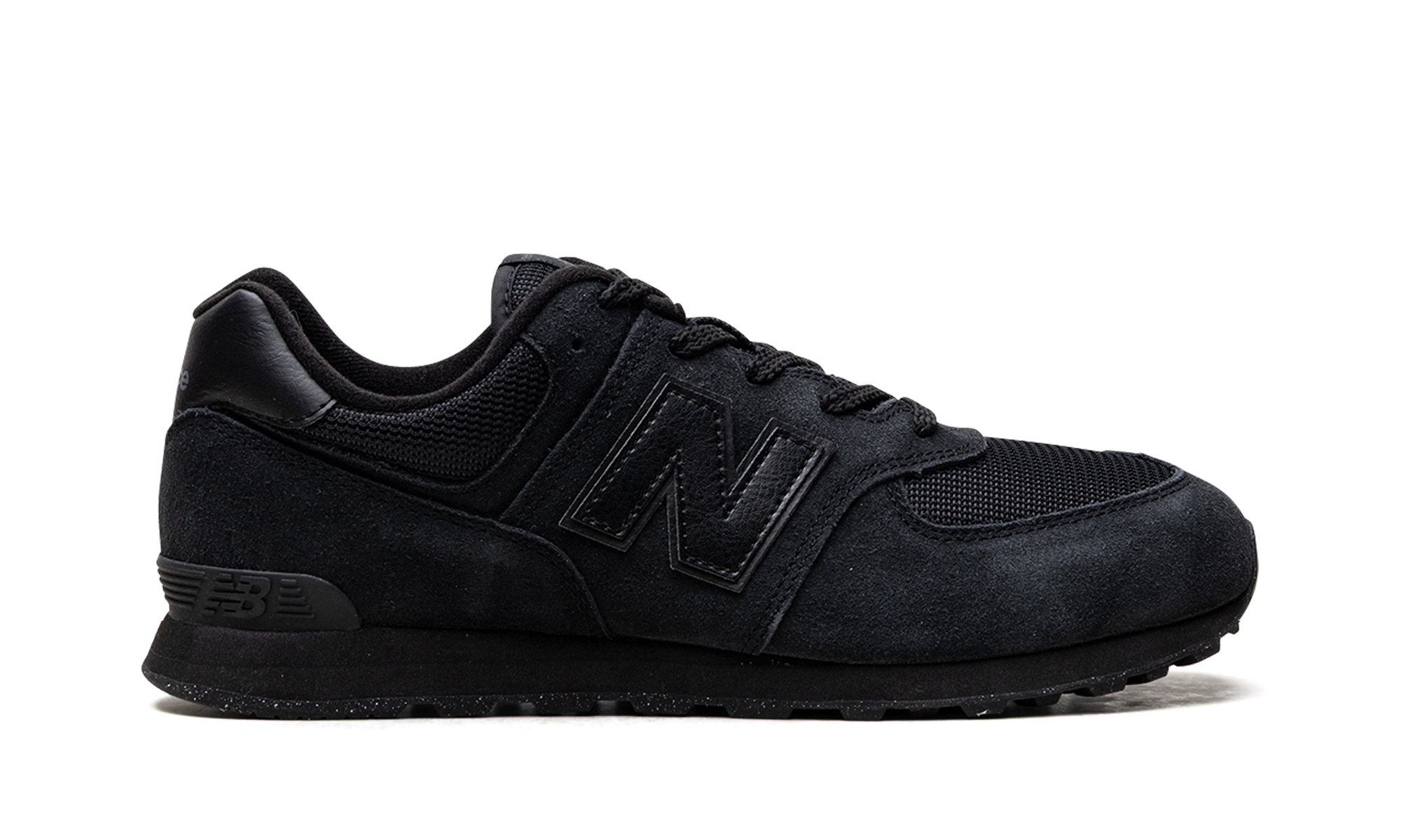 574 GS "Triple Black" GC574EVE