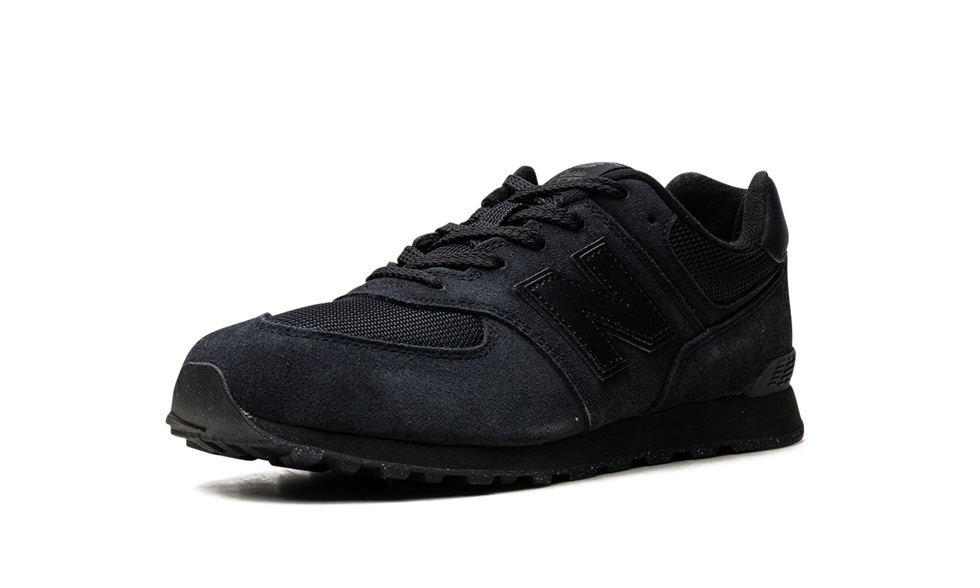 574 GS "Triple Black" GC574EVE