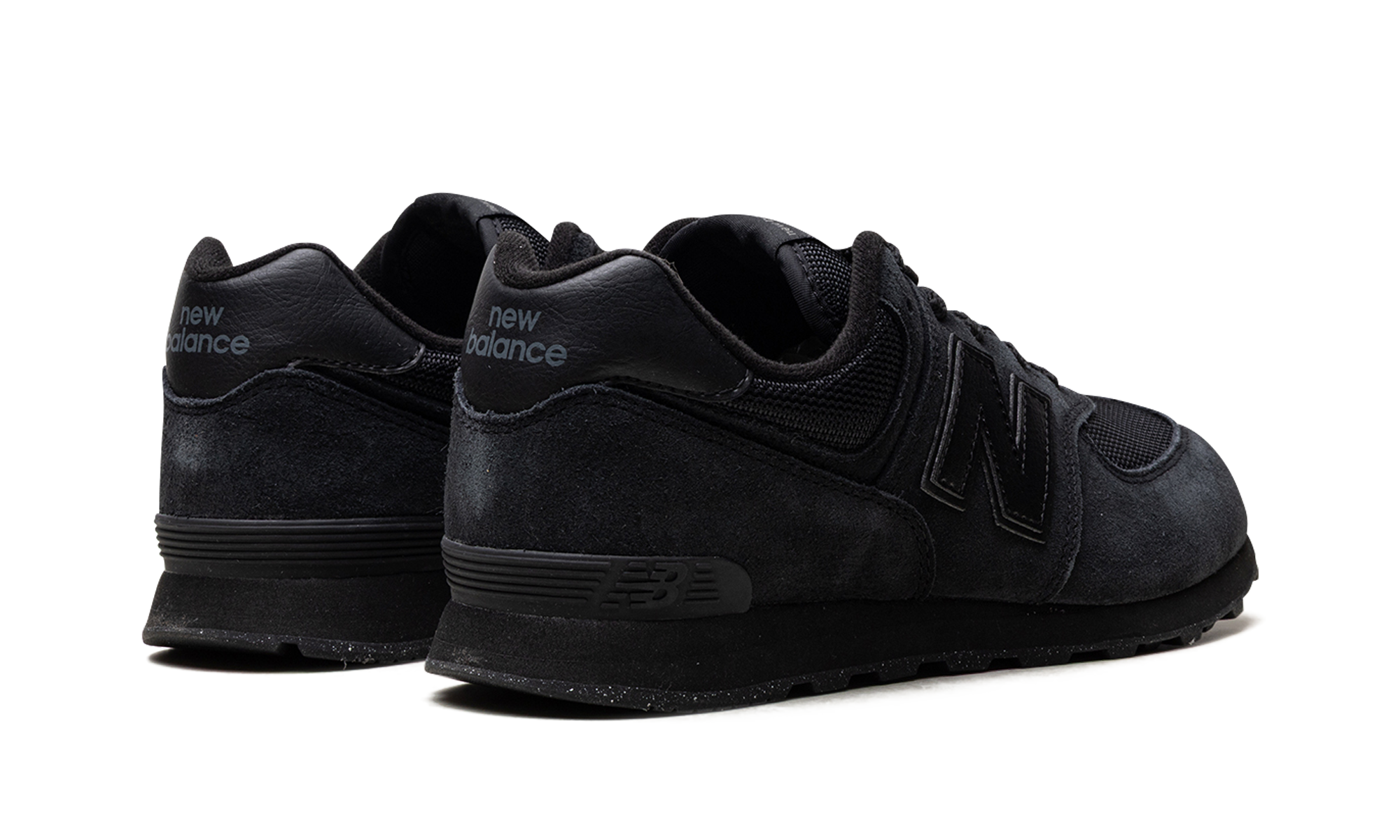 574 GS "Triple Black" GC574EVE