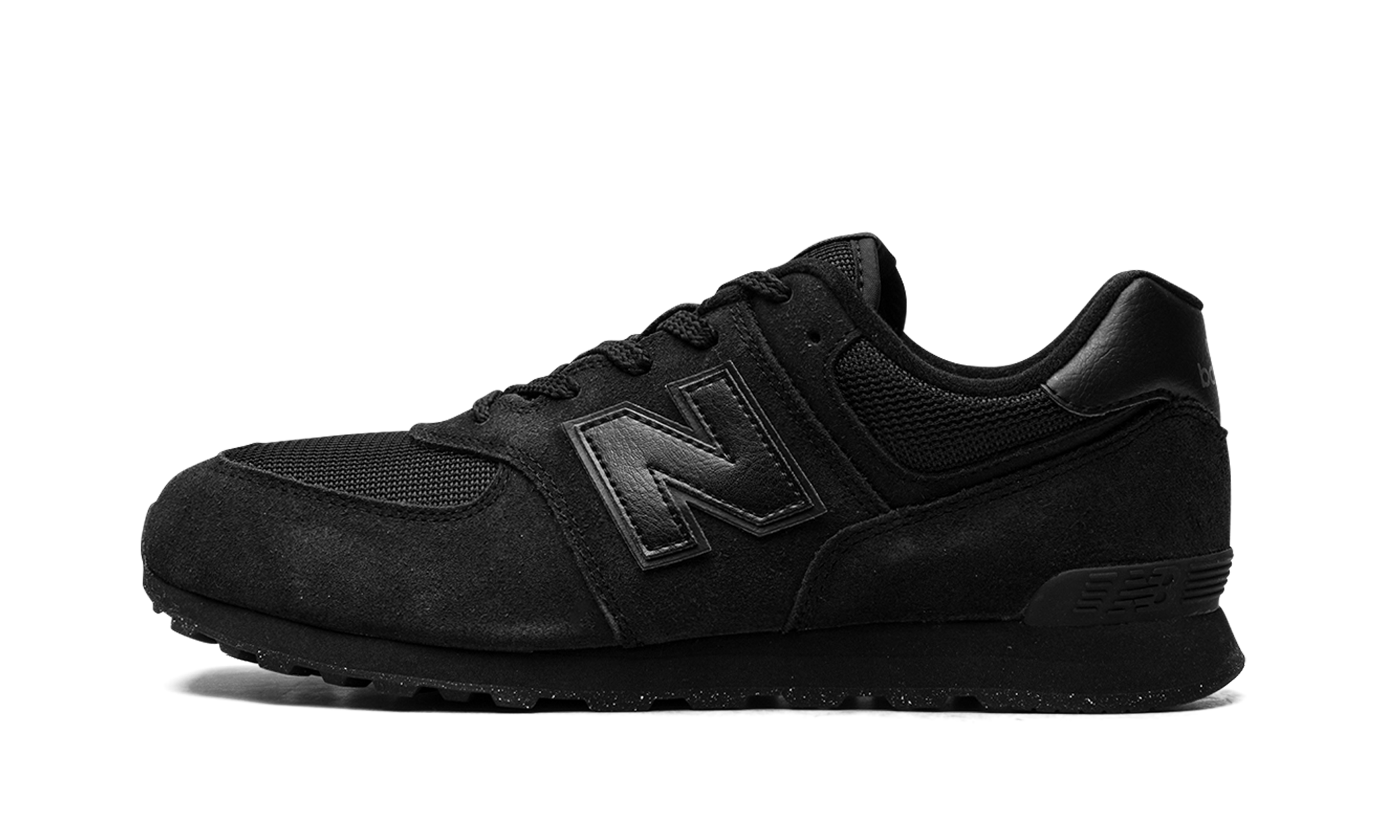 574 GS "Triple Black" GC574EVE