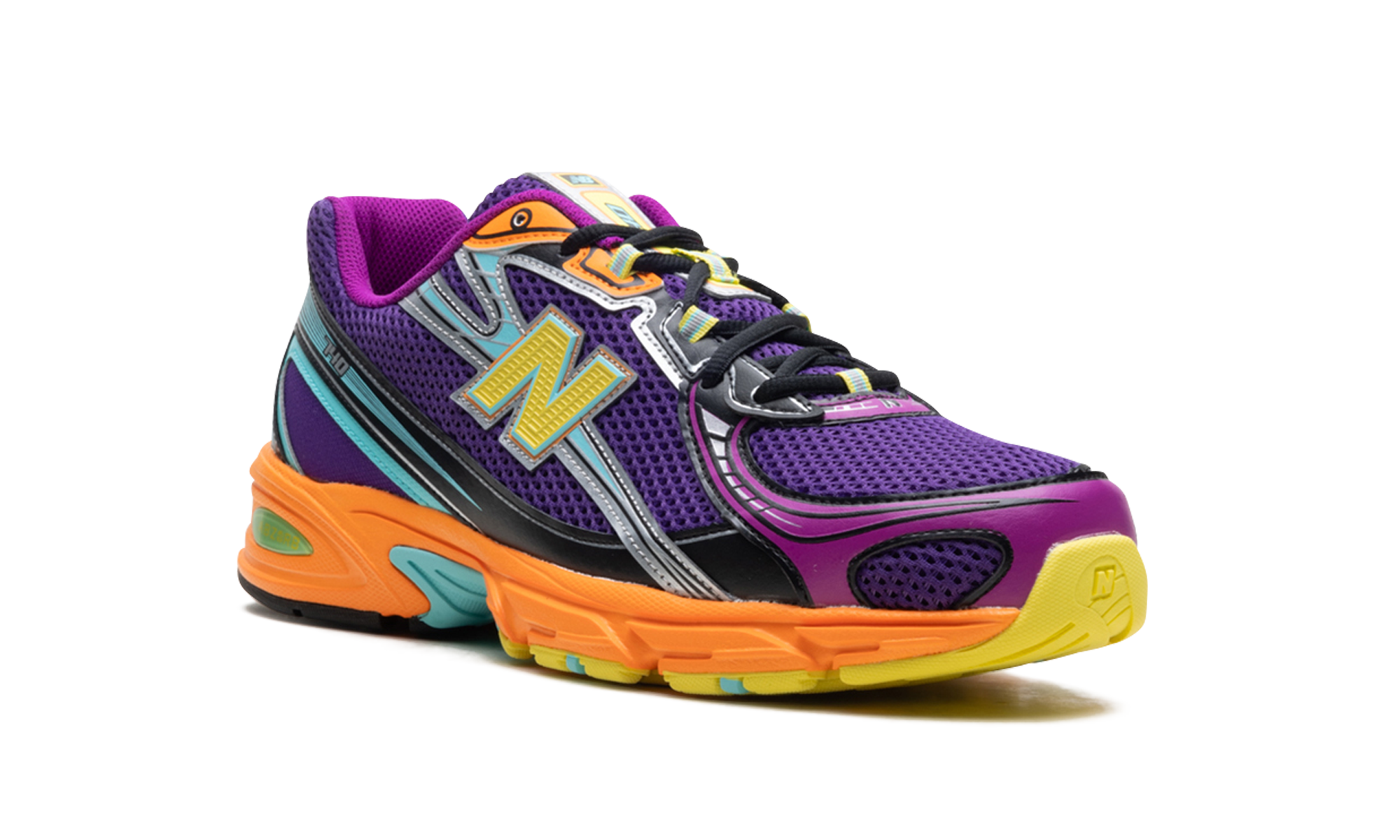 740 "Violet Rose" U740MC2