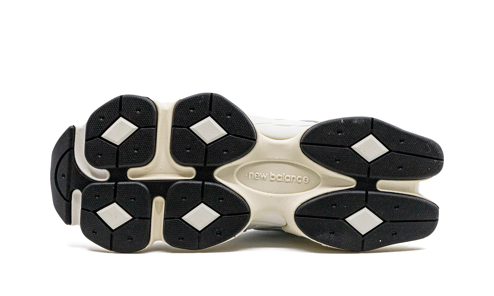 9060 "White / Black" U9060AAB