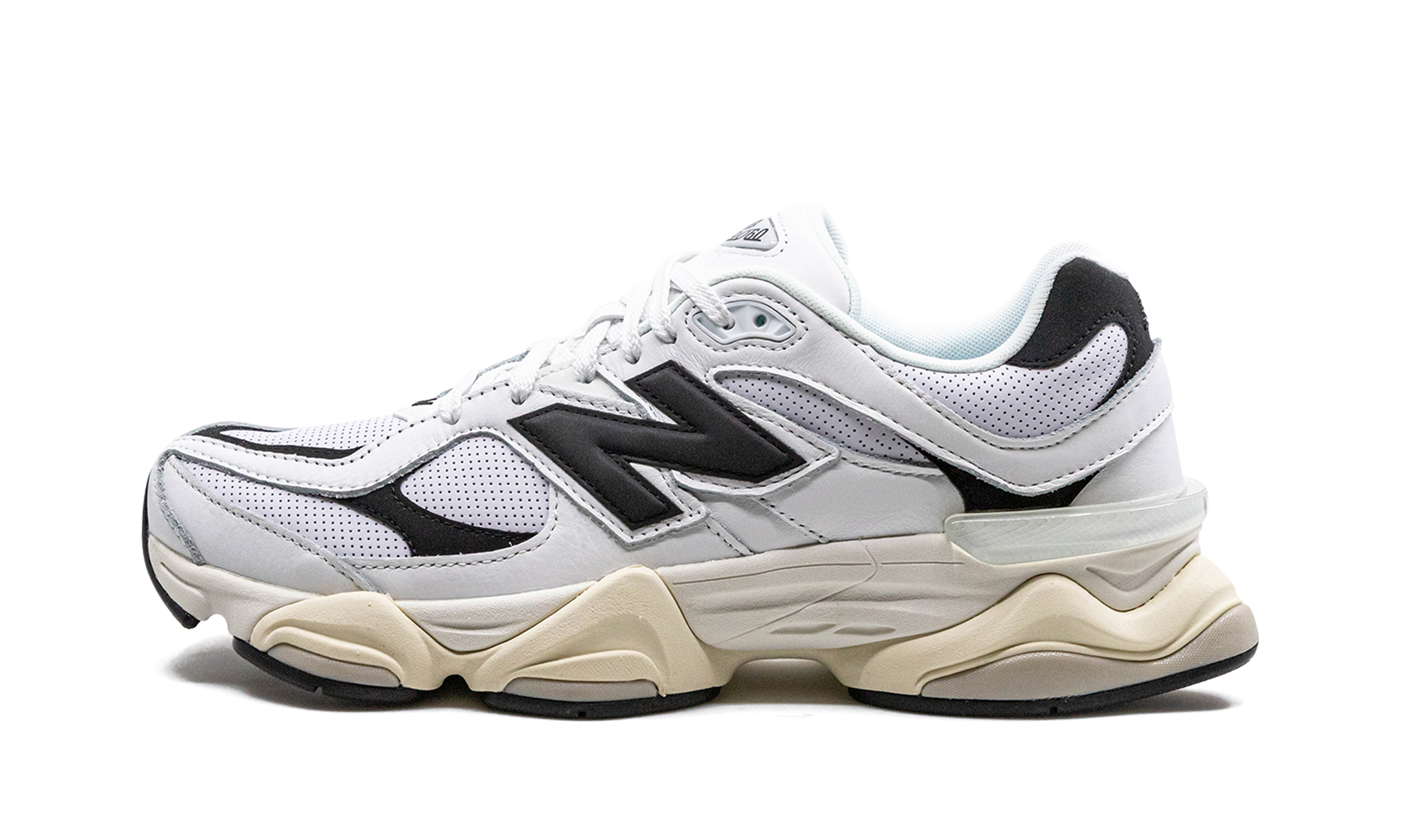 9060 "White / Black" U9060AAB