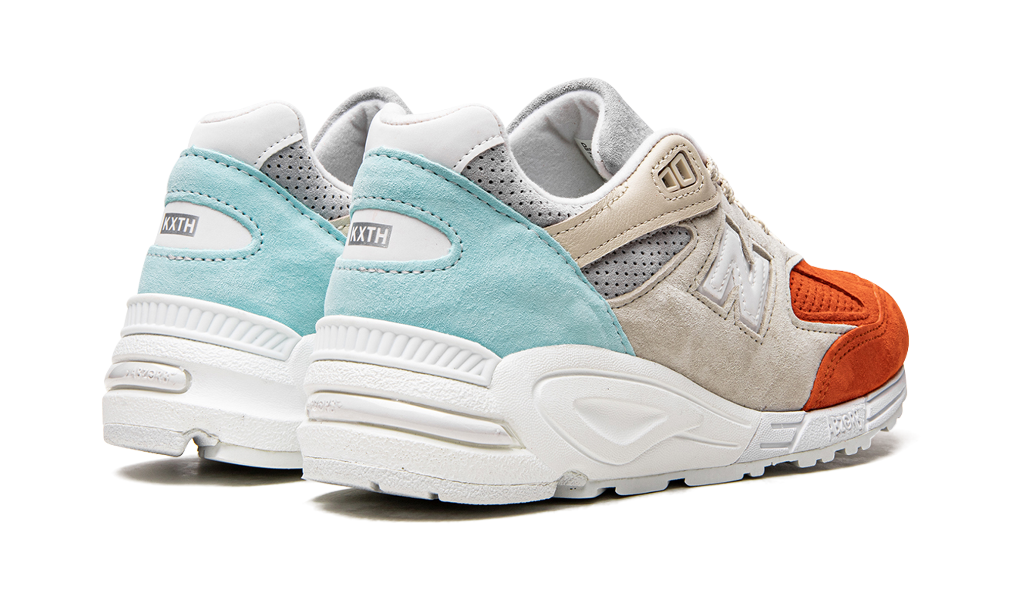 990 v2 "Kith Cyclades" M990KC2