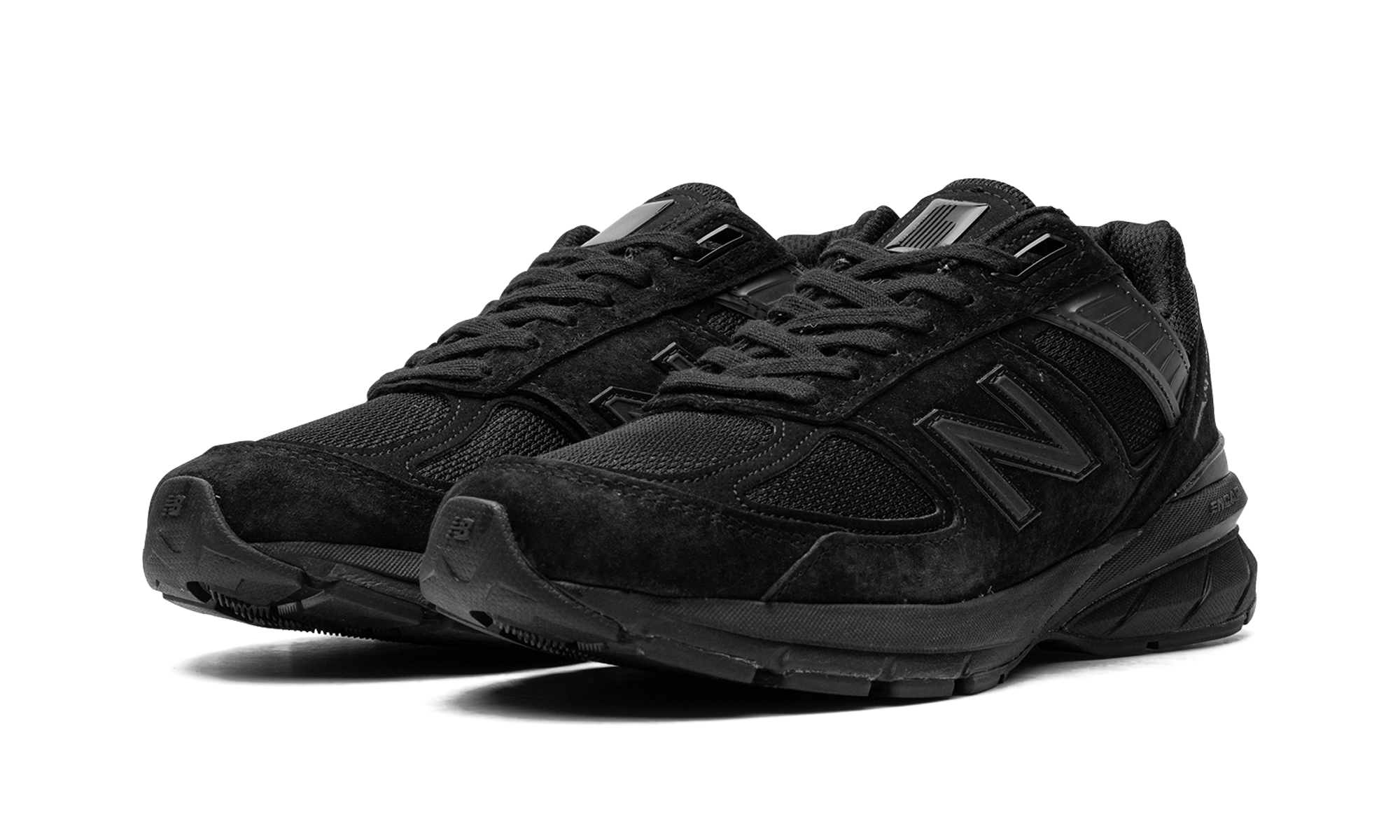 990v5 "Made in USA Triple Black" M990BB5