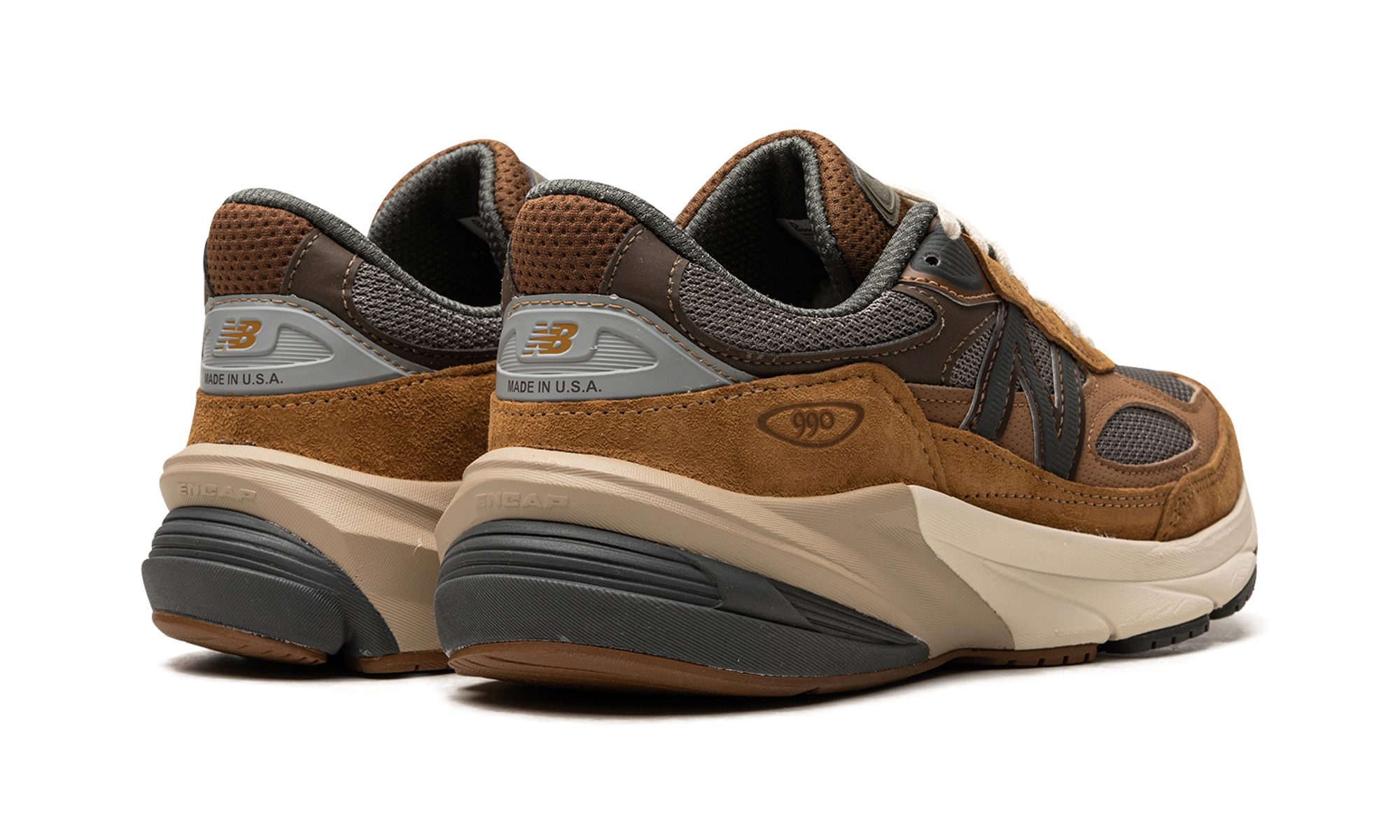 990v6 "Carhartt - sculpture center" M990CH6