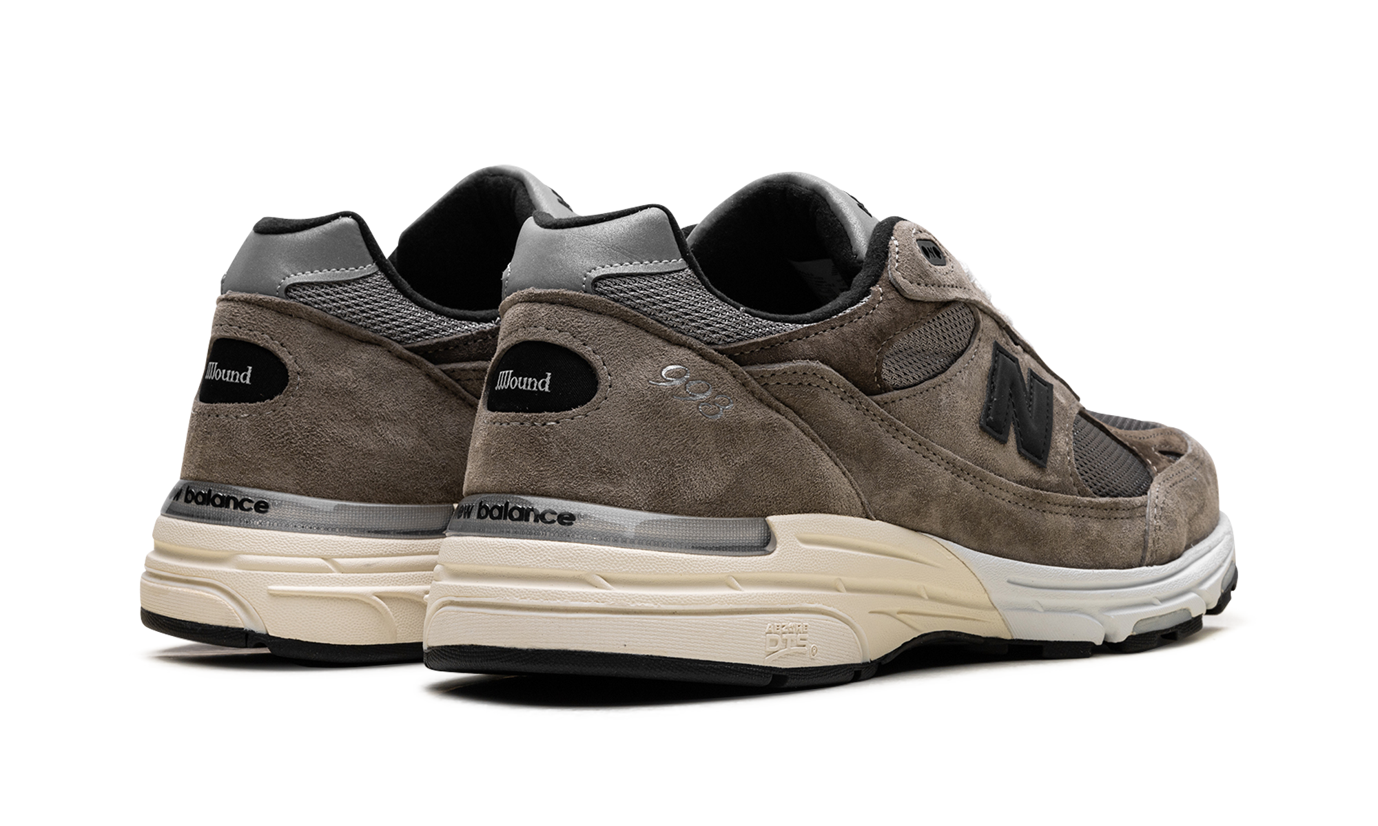 993 "Jjjjound - brown" U993JJ