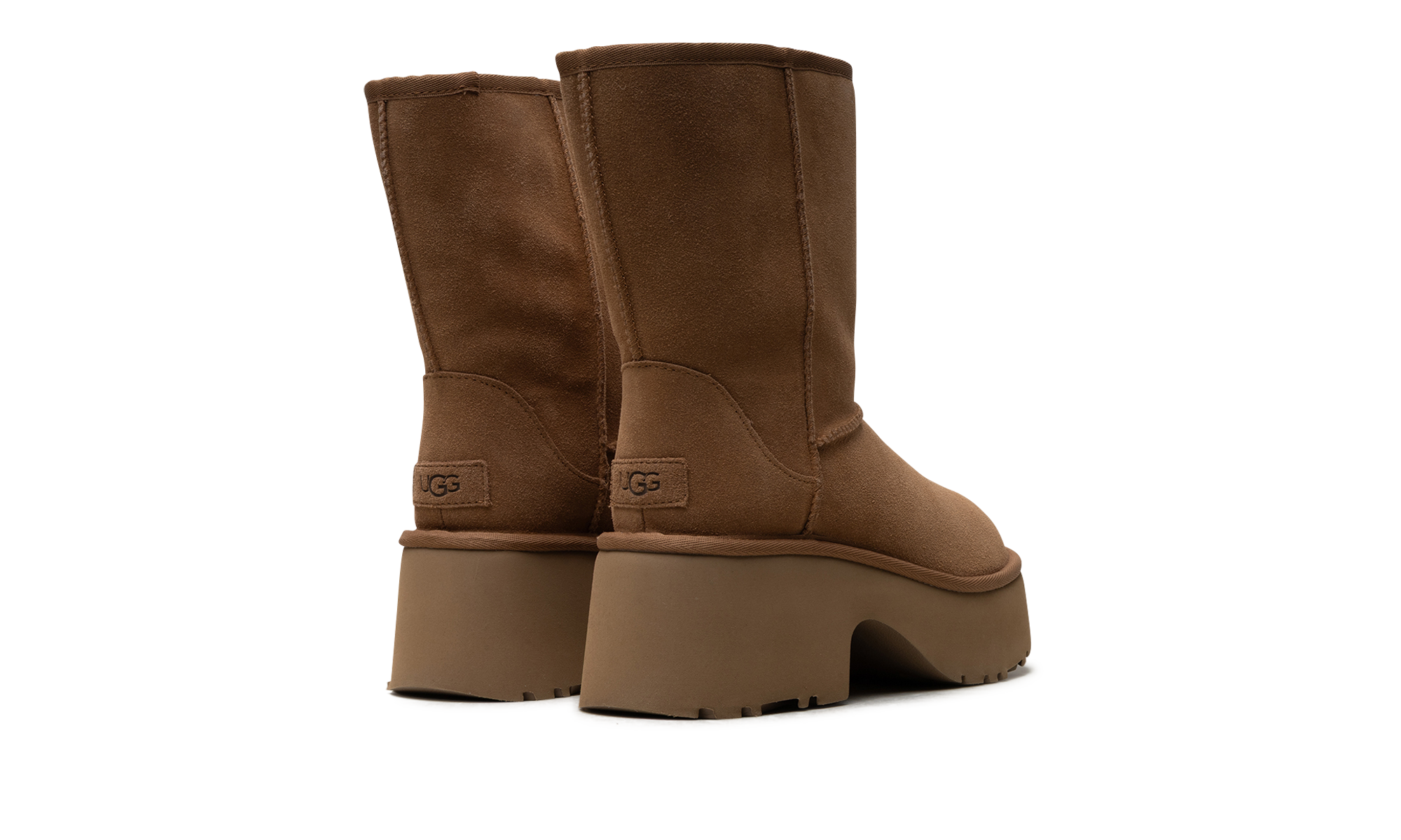 Classic Short New Heights Boot WMNS "Chestnut" 1158310 CHE