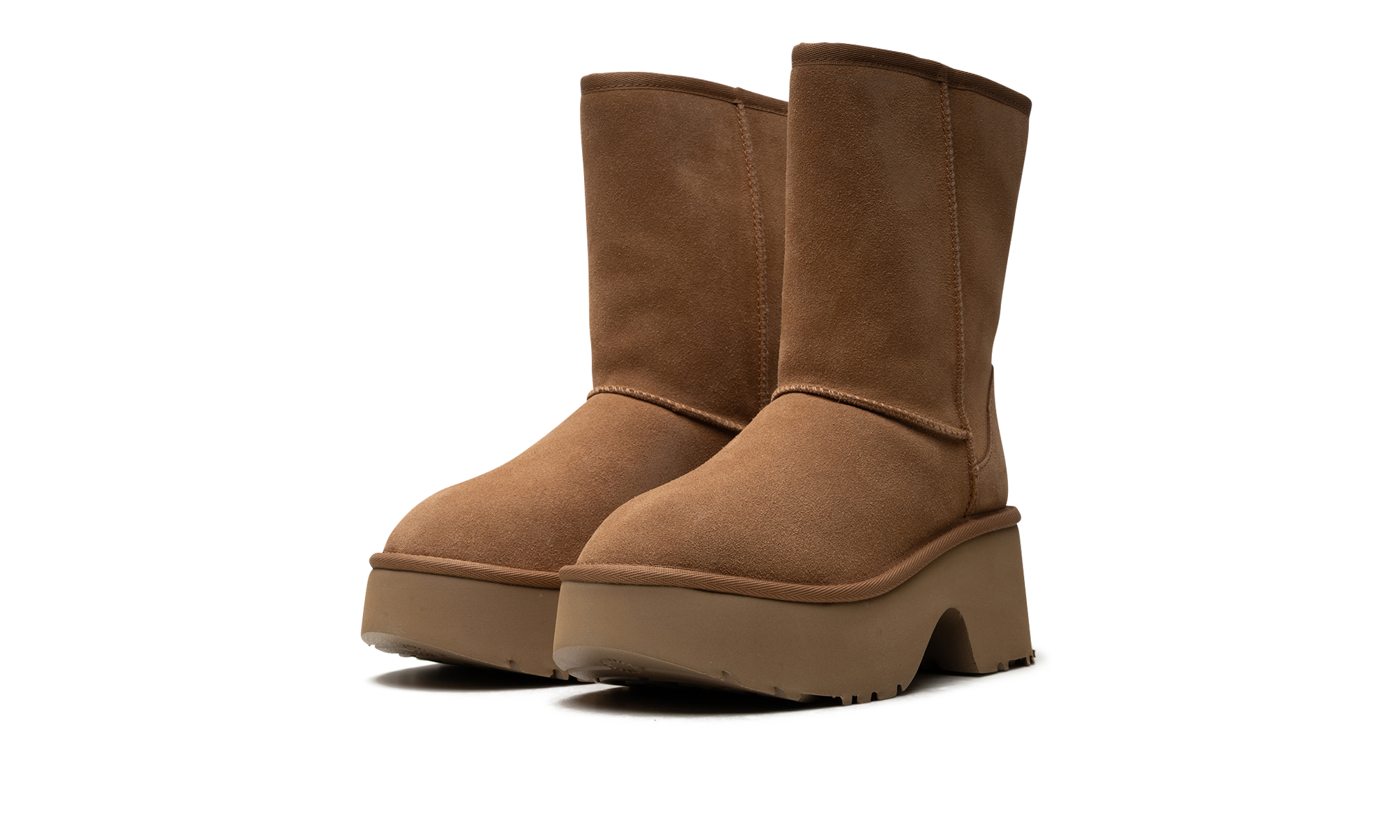 Classic Short New Heights Boot WMNS "Chestnut" 1158310 CHE