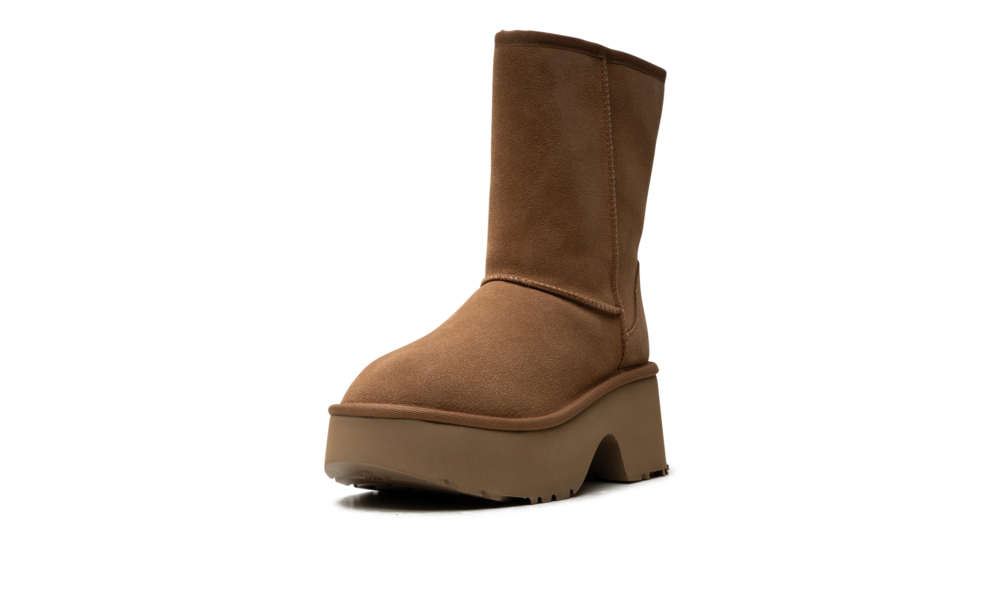 Classic Short New Heights Boot WMNS "Chestnut" 1158310 CHE
