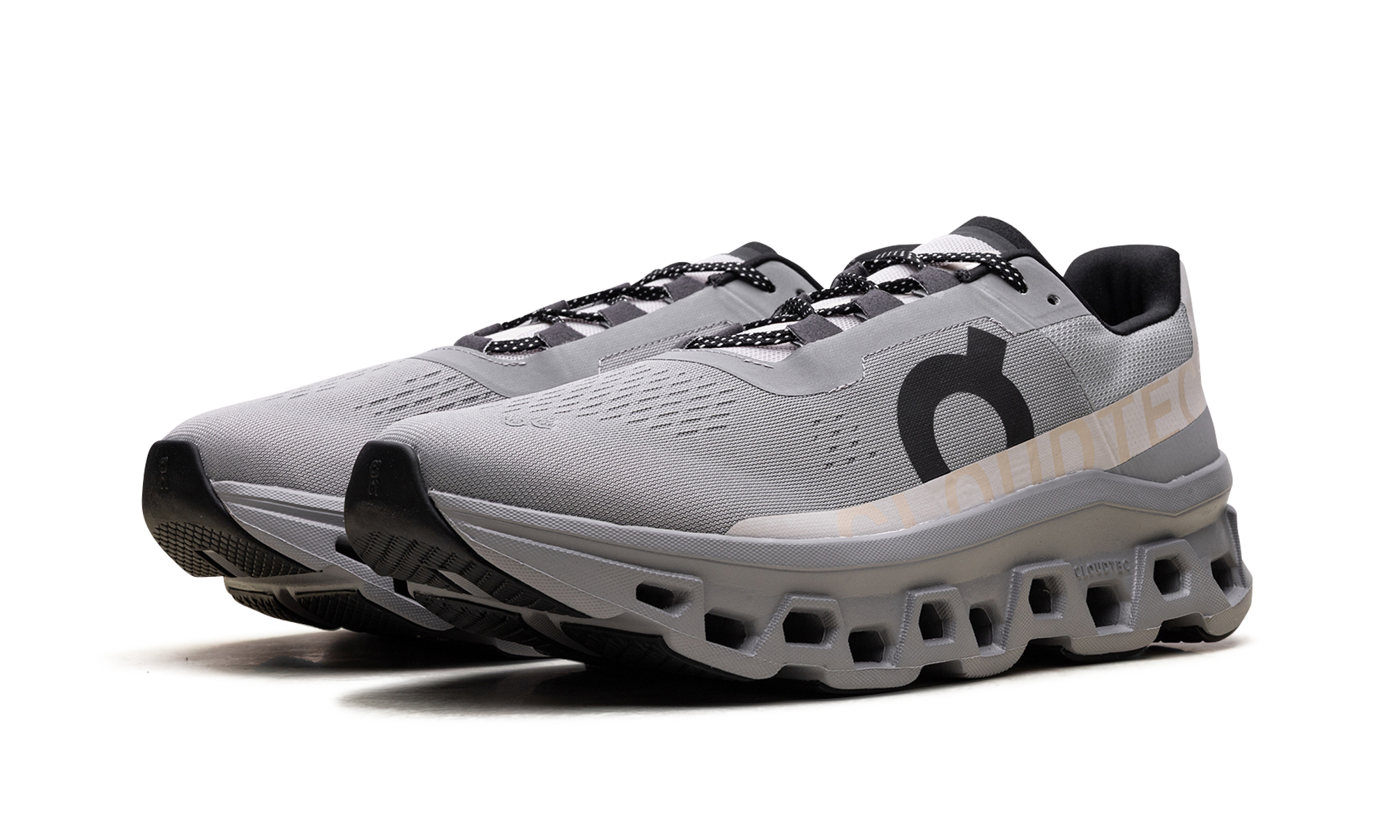 Cloudmonster "Alloy silver" 61.97657