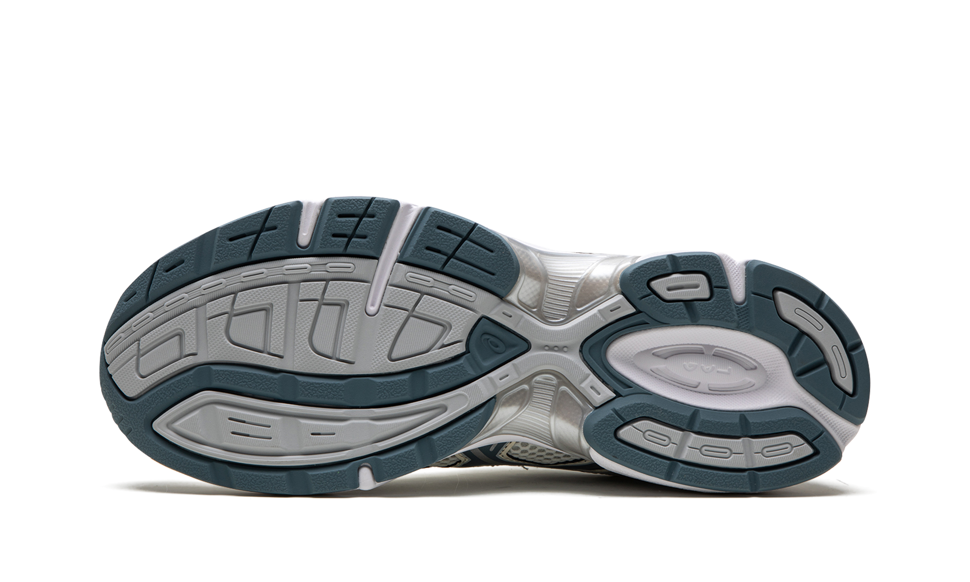 Gel-1130 "Cream / Ironclad" 1201A256 115