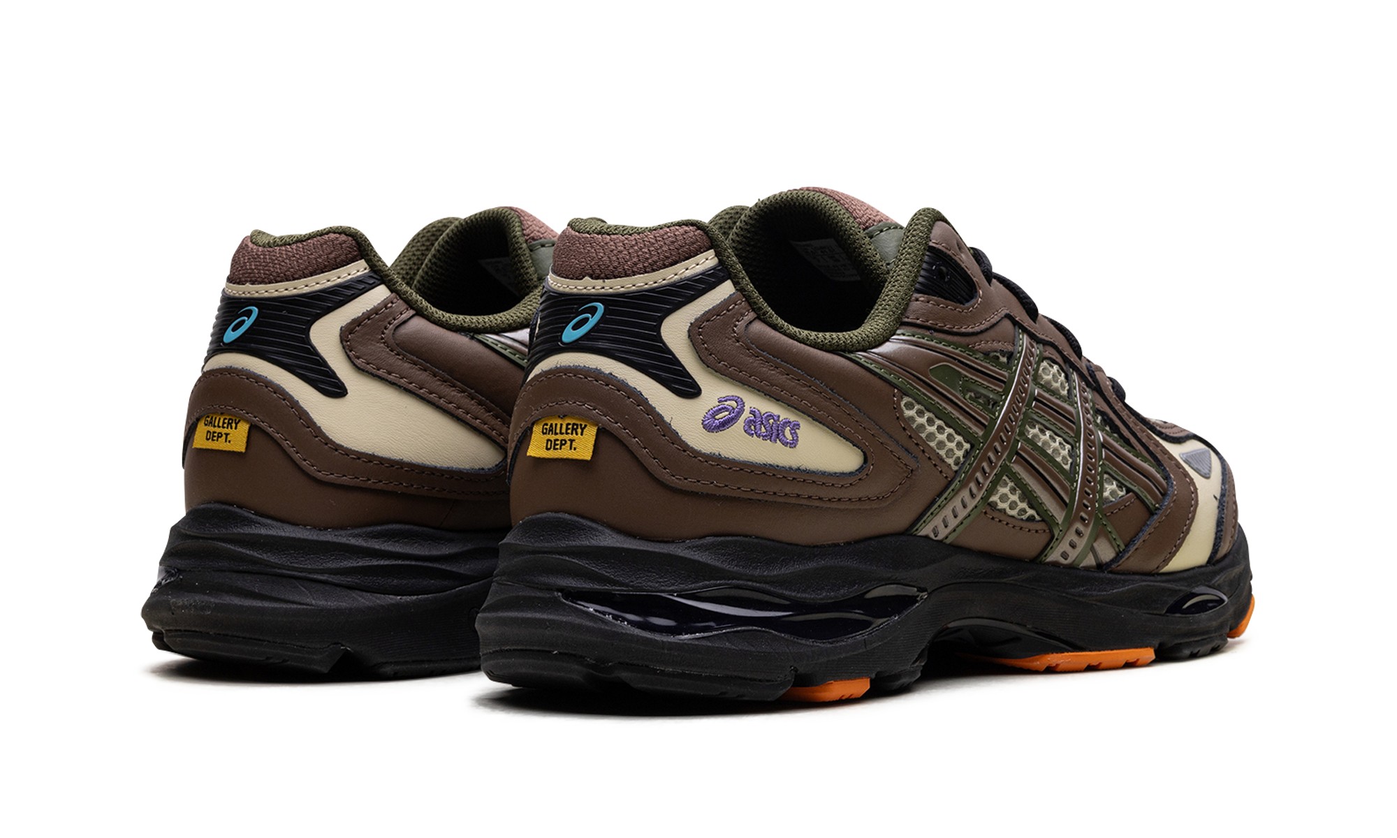 GEL-K1011 "Gallery Dept - Khaki Clay Canyon" 1203A693 300