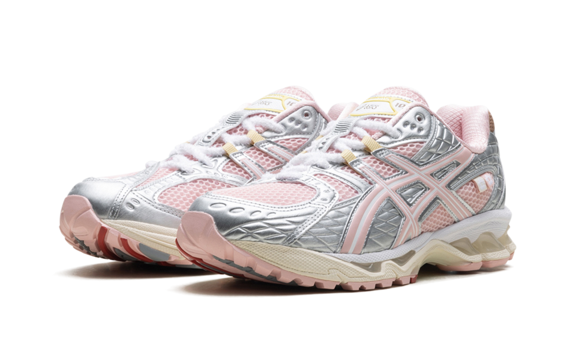 GEL-Nimbus 10.1 "VandyThePink - Strawberry" 1203A865 702