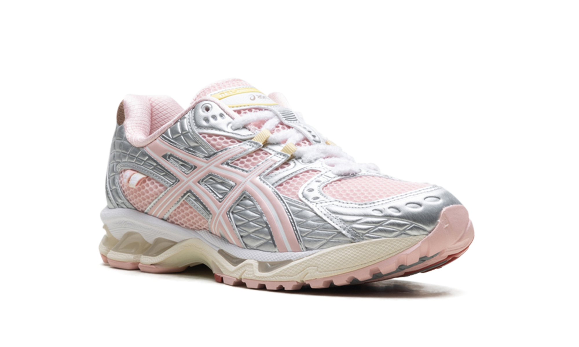 GEL-Nimbus 10.1 "VandyThePink - Strawberry" 1203A865 702