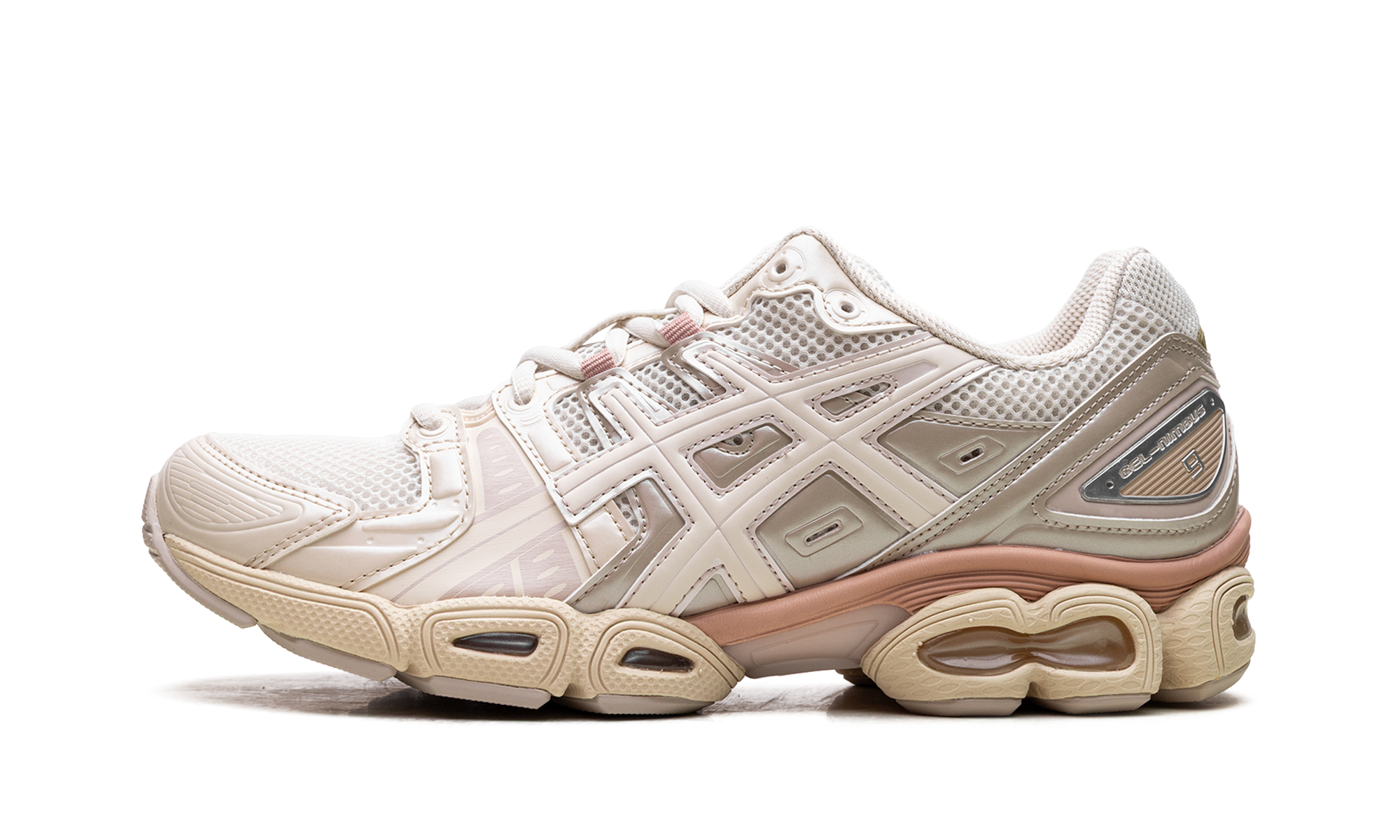 Gel Nimbus 9 WMNS "Pale Oak / Cream" 1202A278 201