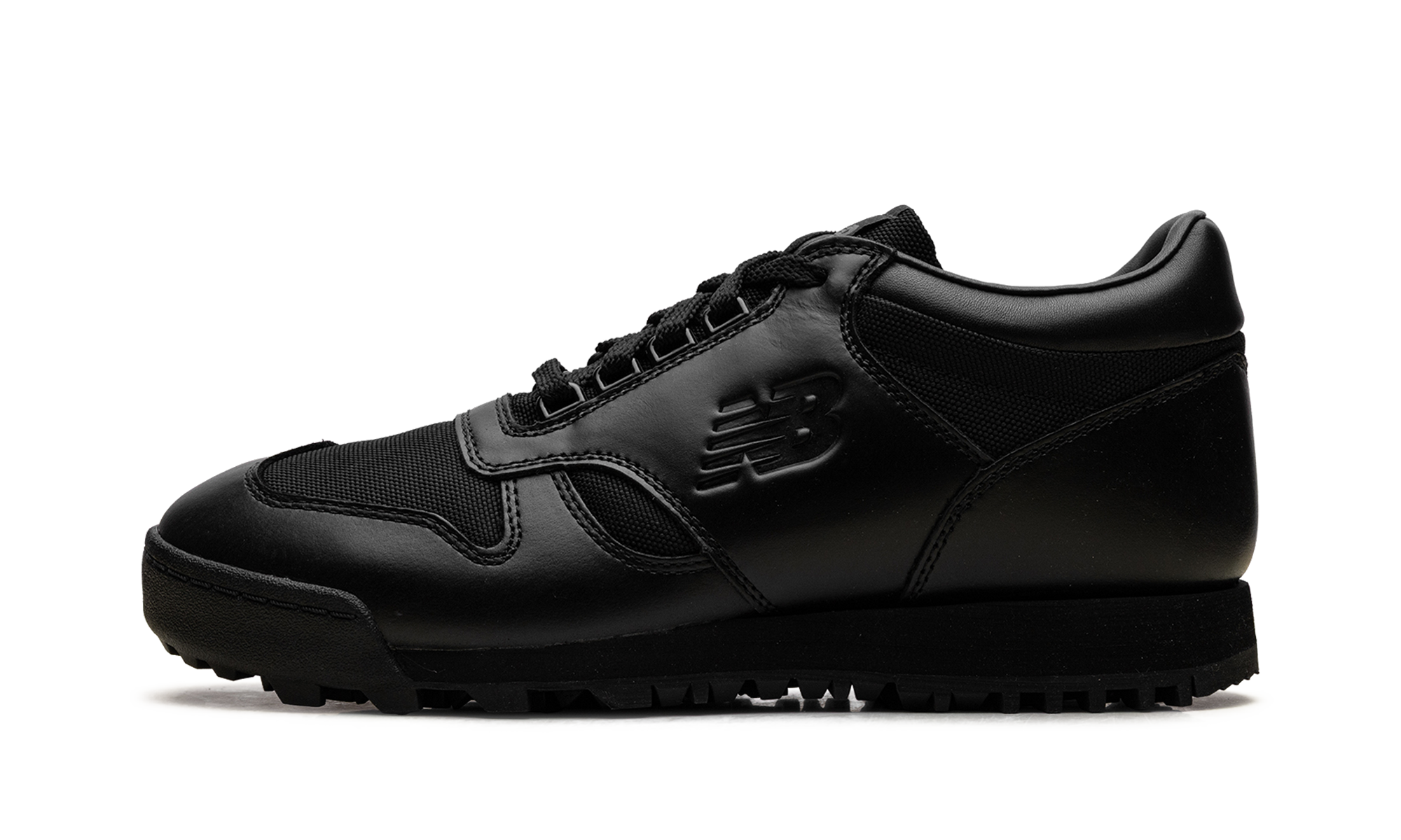 Rainier Low "Triple Black" UALGSBBB