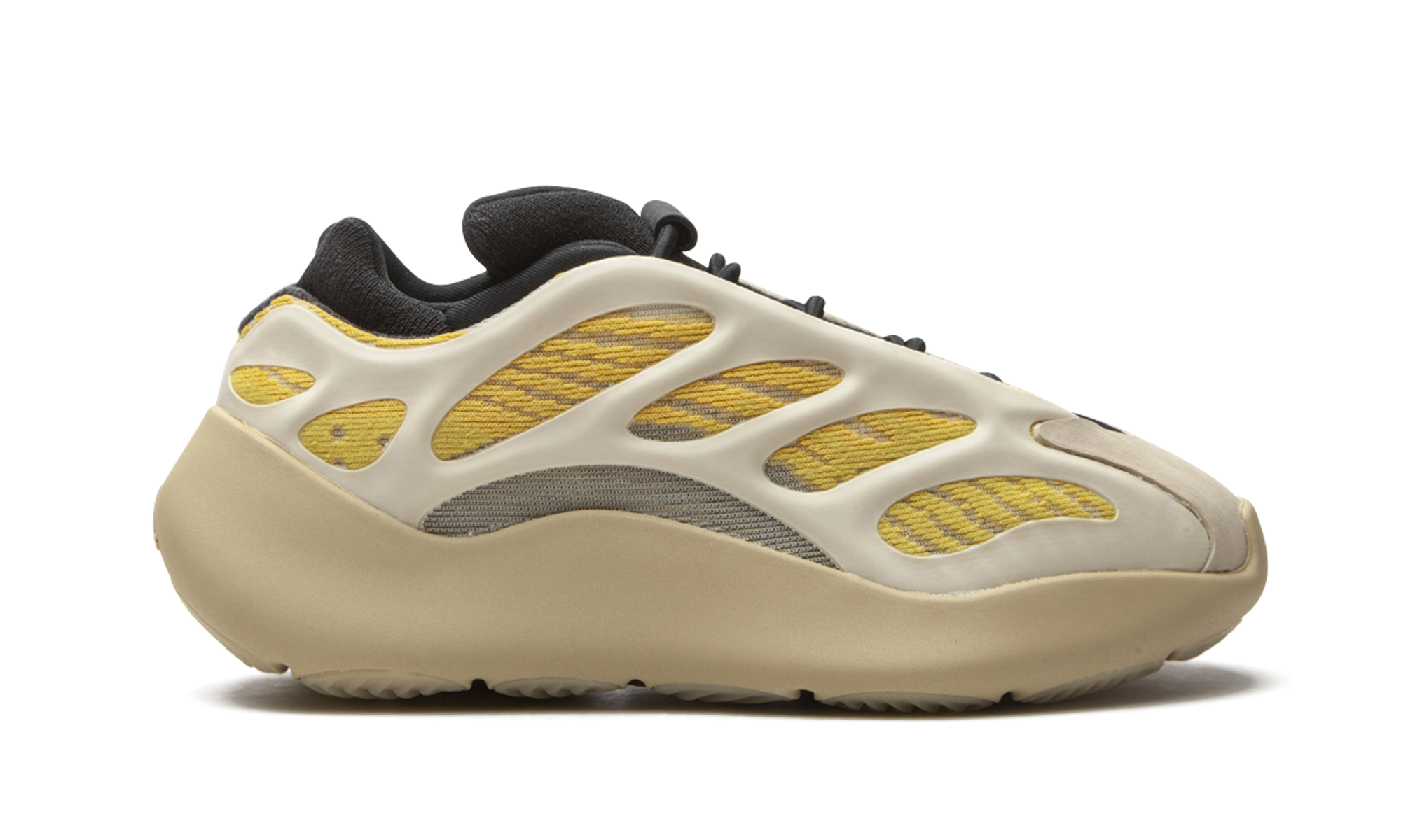 Yeezy 700 V3 "Safflower" G54854