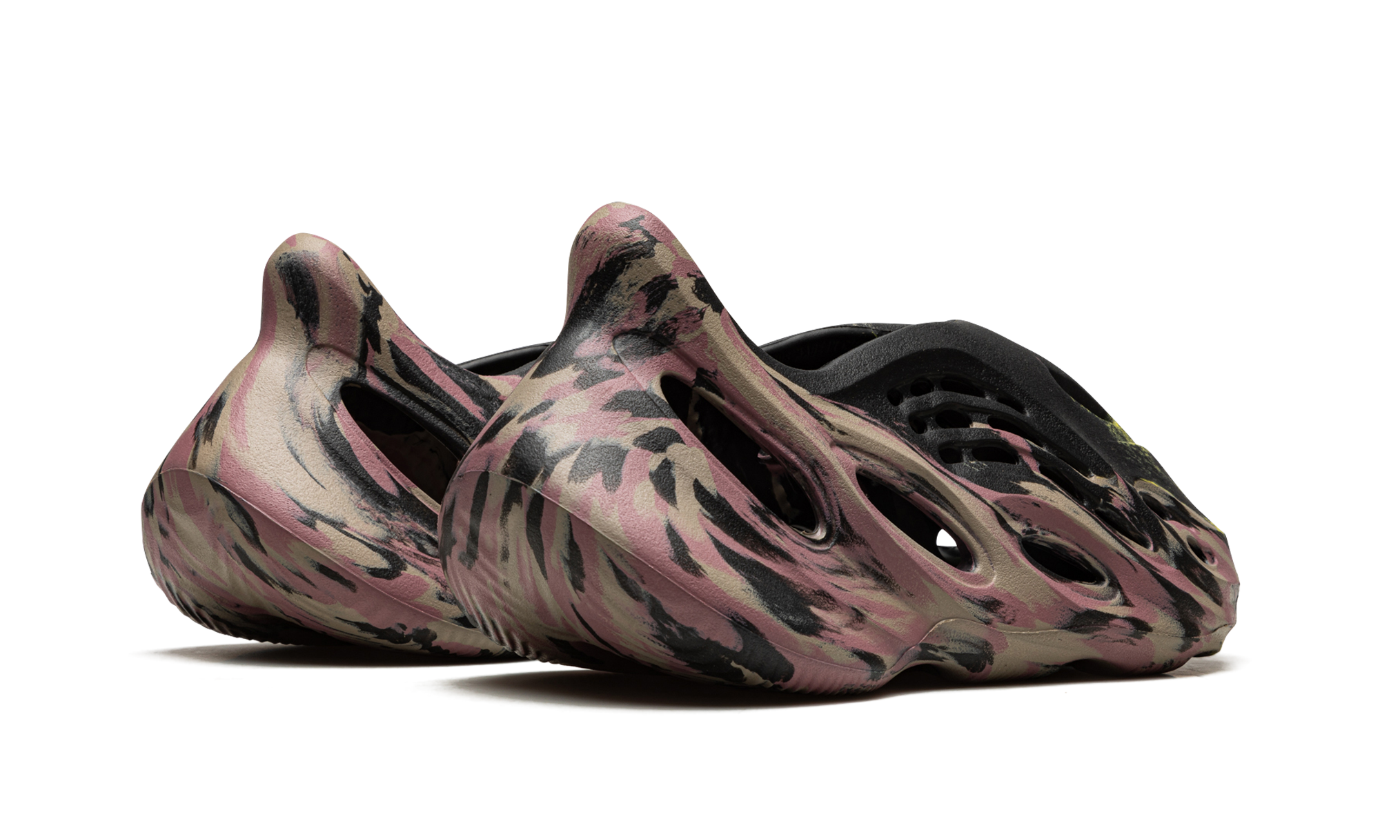 Yeezy Foam Runner "MX Carbon" IG9562