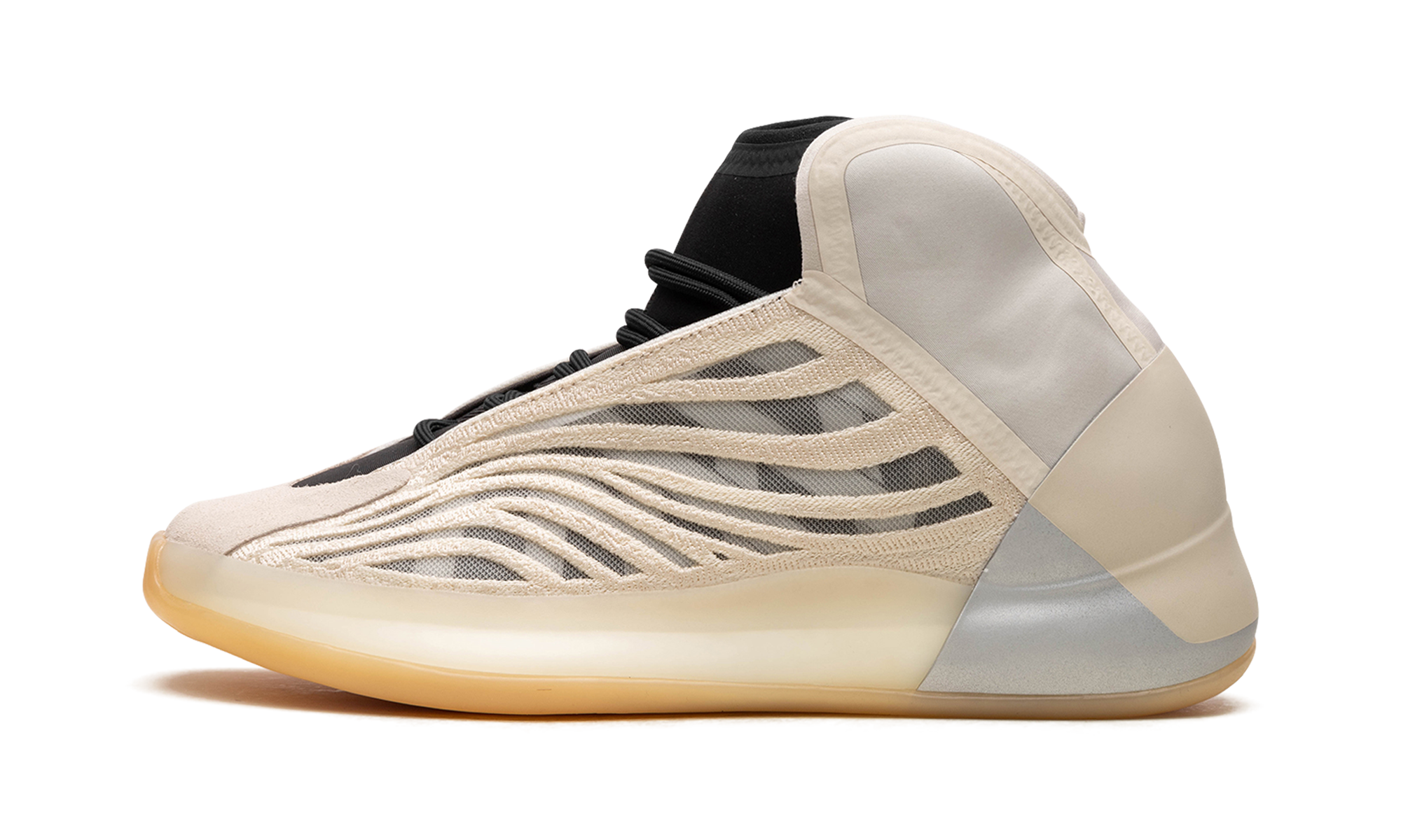 Yeezy Quantum "Cream" HQ2085
