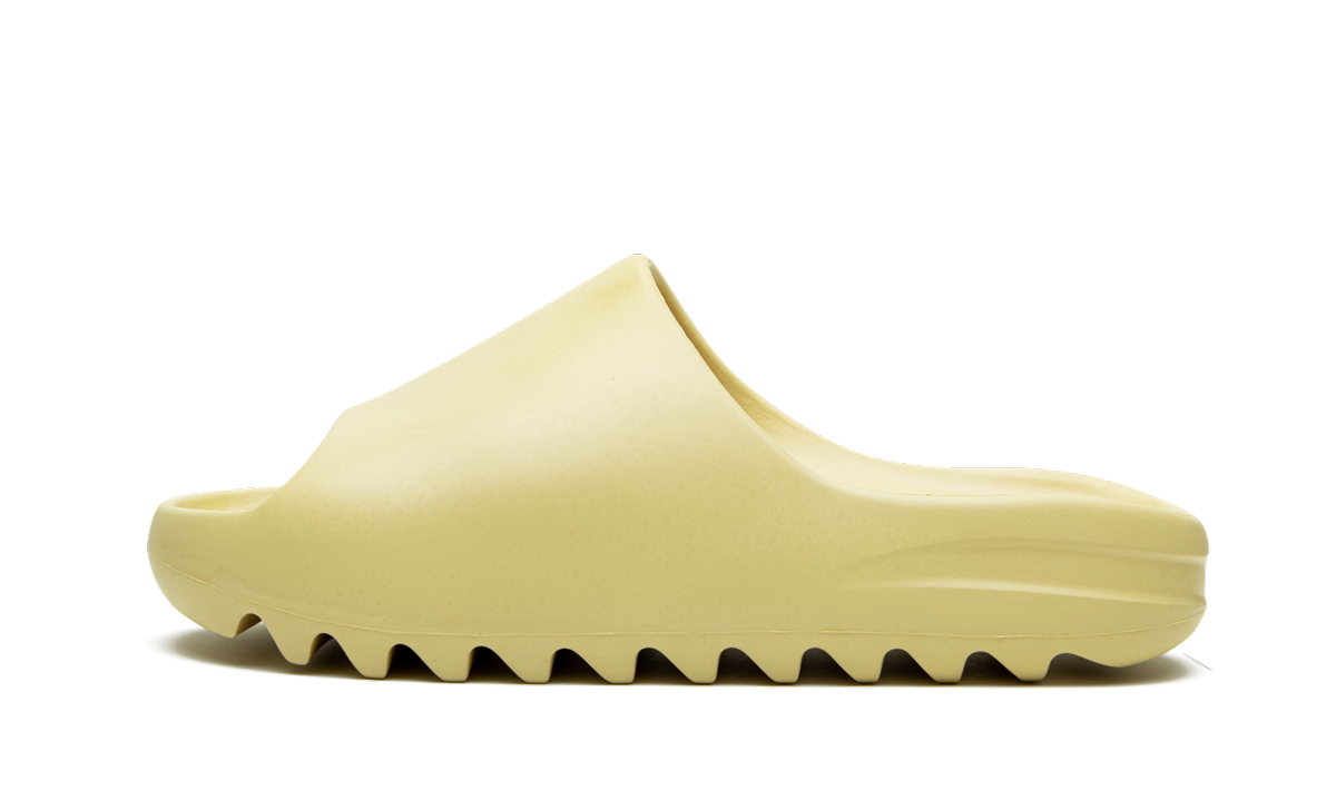 Yeezy Slide "Desert Sand" FW6344